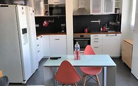 Sweet Home 2 Idealement Situe Chateau De Vincennes